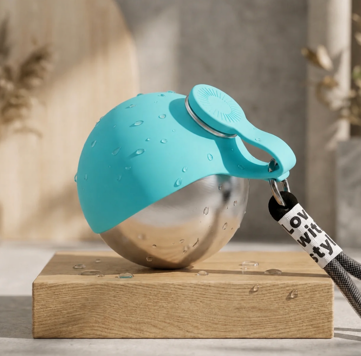 Nestora™ Portable Water Bottle